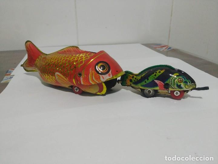 Juguetes antiguos de hojalata: Peces de hojalata.. - Foto 4