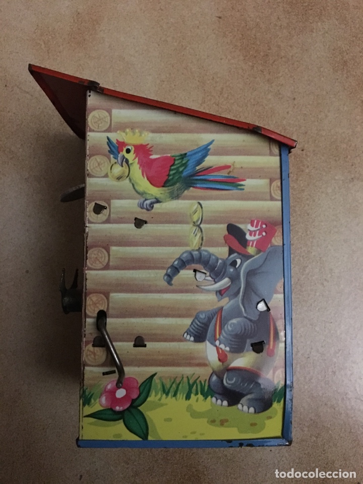 Juguetes antiguos de hojalata: Hucha p&aacute;jaro hojalata - Foto 5
