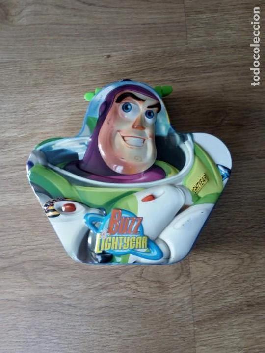 Juguetes antiguos de hojalata: MALETIN DE BUZZ LIGHTYEAR DISNEY - Foto 1