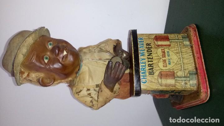 Juguetes antiguos de hojalata: CHARLEY WEAVER,  BARTENDER. - Foto 8