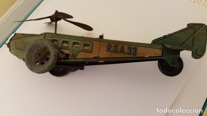 Juguetes antiguos de hojalata: Autogiro antiguo a cuerda - Foto 12