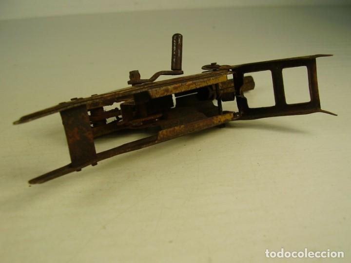 Juguetes antiguos de hojalata: Ametralladora Mg 42. 1940 - Foto 4