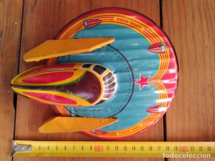 Juguetes antiguos de hojalata: Nave espacial de hojalata - Foto 7