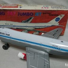 Juguetes antiguos de hojalata: AVIÓN BOEING 747 JUMBO JET, HAJI MADE IN JAPAN. Lote 278299328