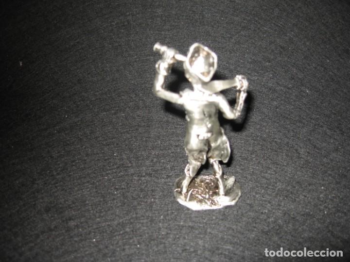 Juguetes antiguos de hojalata: ESQUELETO DE PIRATA EN ZAMA - Foto 2