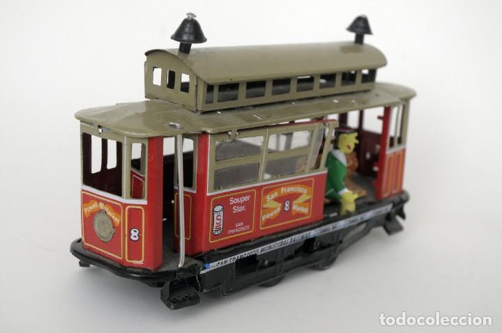 Juguetes antiguos de hojalata: tranvia hojalata - Foto 4