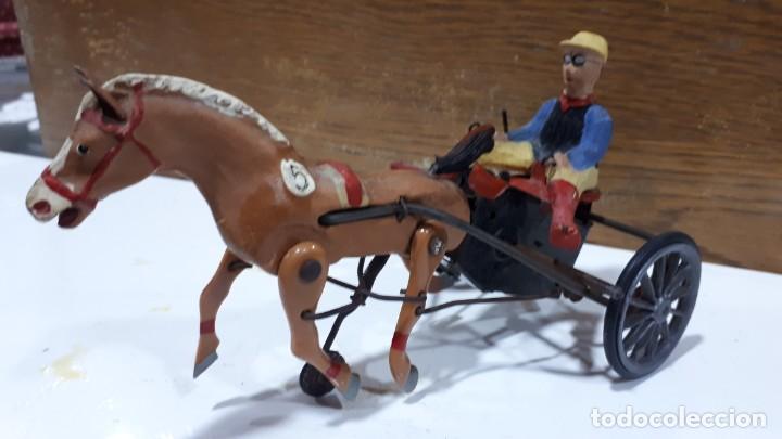 Juguetes antiguos de hojalata: Troter alem&aacute;n de hojalata y pl&aacute;stico - Foto 2
