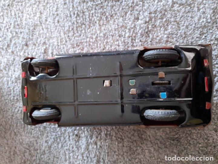 Juguetes antiguos de hojalata: Coche de hojalata - Foto 6