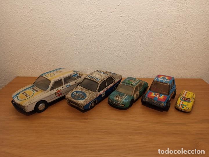 Juguetes antiguos de hojalata: Lote coches hojalata - Foto 1