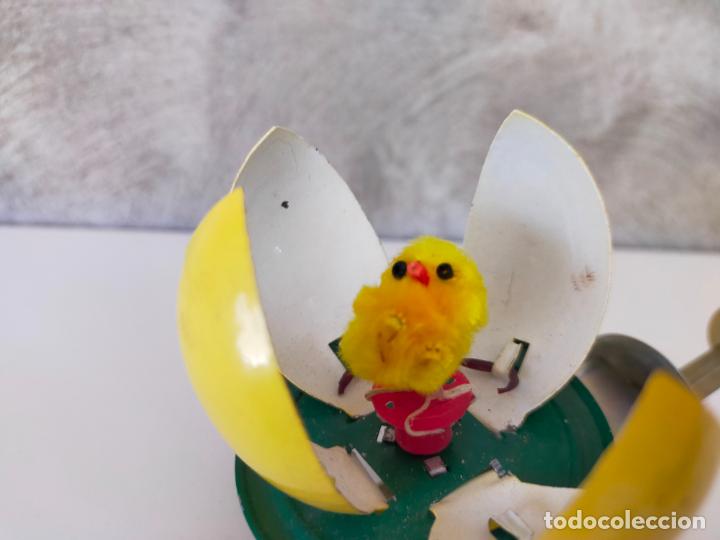 Juguetes antiguos de hojalata: POLLITO HOJALATA - Foto 2