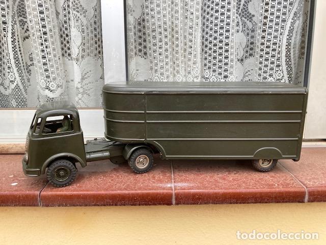 Juguetes antiguos de hojalata: CAMION GAMA MILITAR. - Foto 8