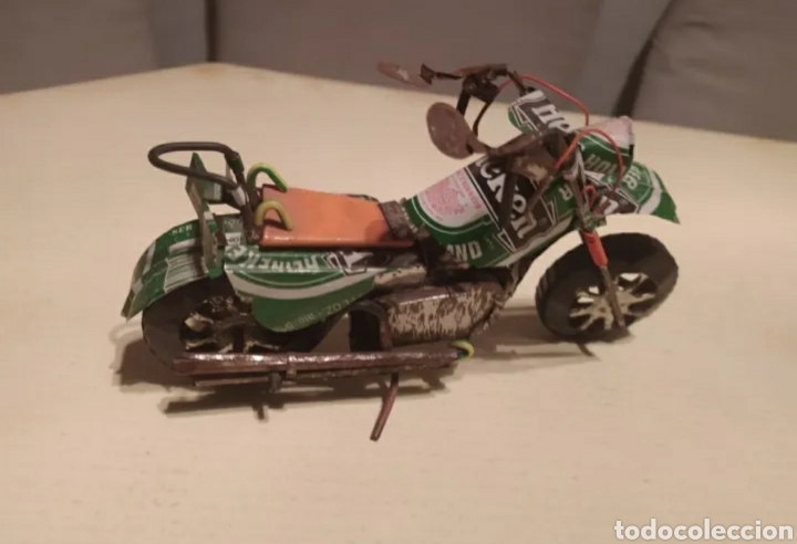 Juguetes antiguos de hojalata: Moto artesana - Foto 2