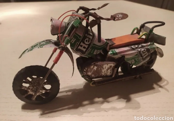 Juguetes antiguos de hojalata: Moto artesana - Foto 1