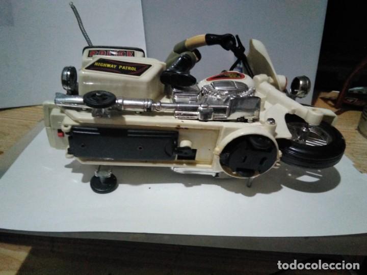 Juguetes antiguos de hojalata: Antigua moto a pilas funcionando - Foto 6