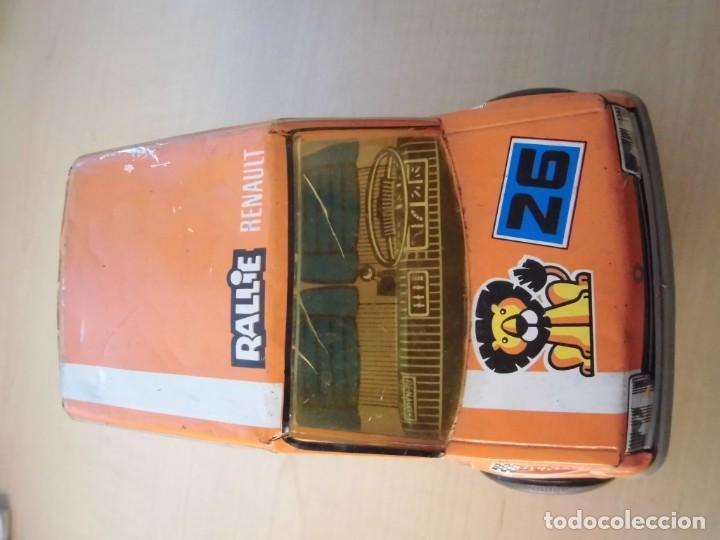 Juguetes antiguos de hojalata: RENAULT 5 OBERTOYS - Foto 2
