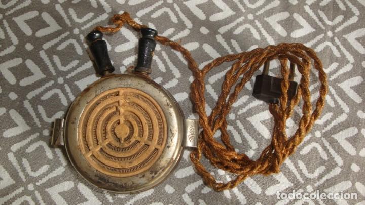 Juguetes antiguos de hojalata: HORNILLO ELECTRICO - Foto 1