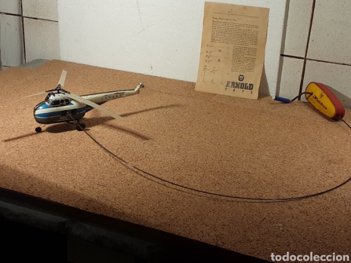 Juguetes antiguos de hojalata: Helic&oacute;ptero de Arnold ( helibus) - Foto 4