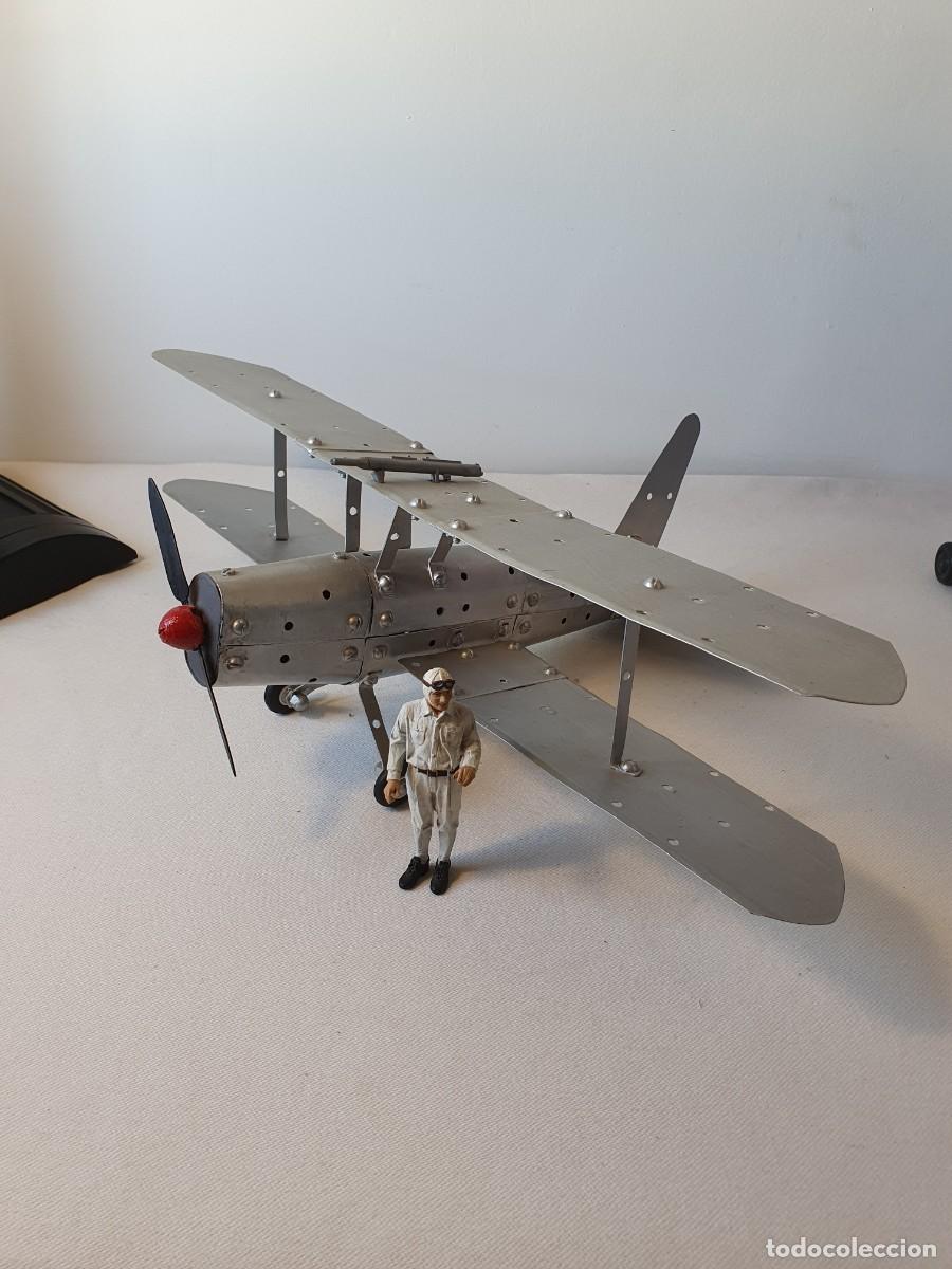 Juguetes antiguos de hojalata: Biplano Meccano modificado - Foto 2