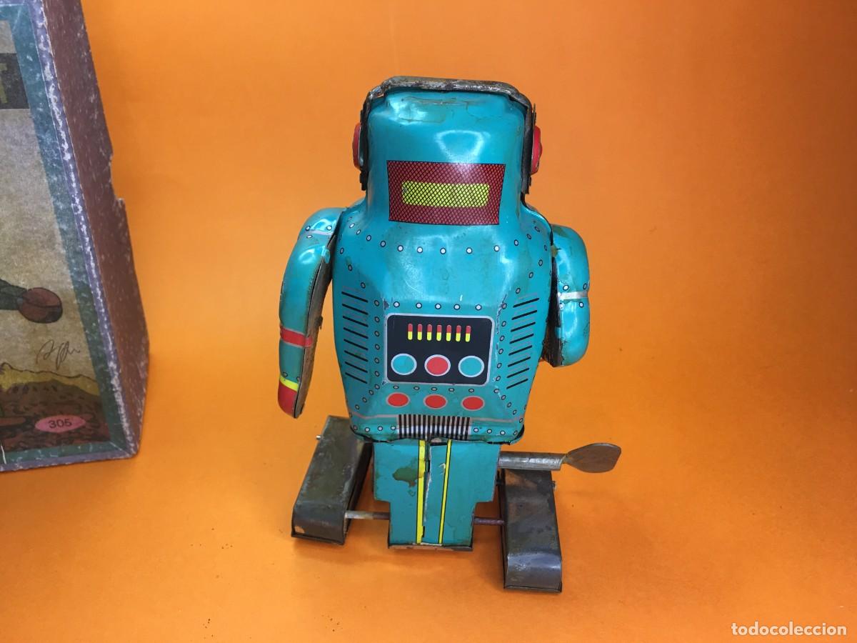 Juguetes antiguos de hojalata: ROBOT DE HOJALATA MECHANICAL MIGHTY ROBOT - Foto 3