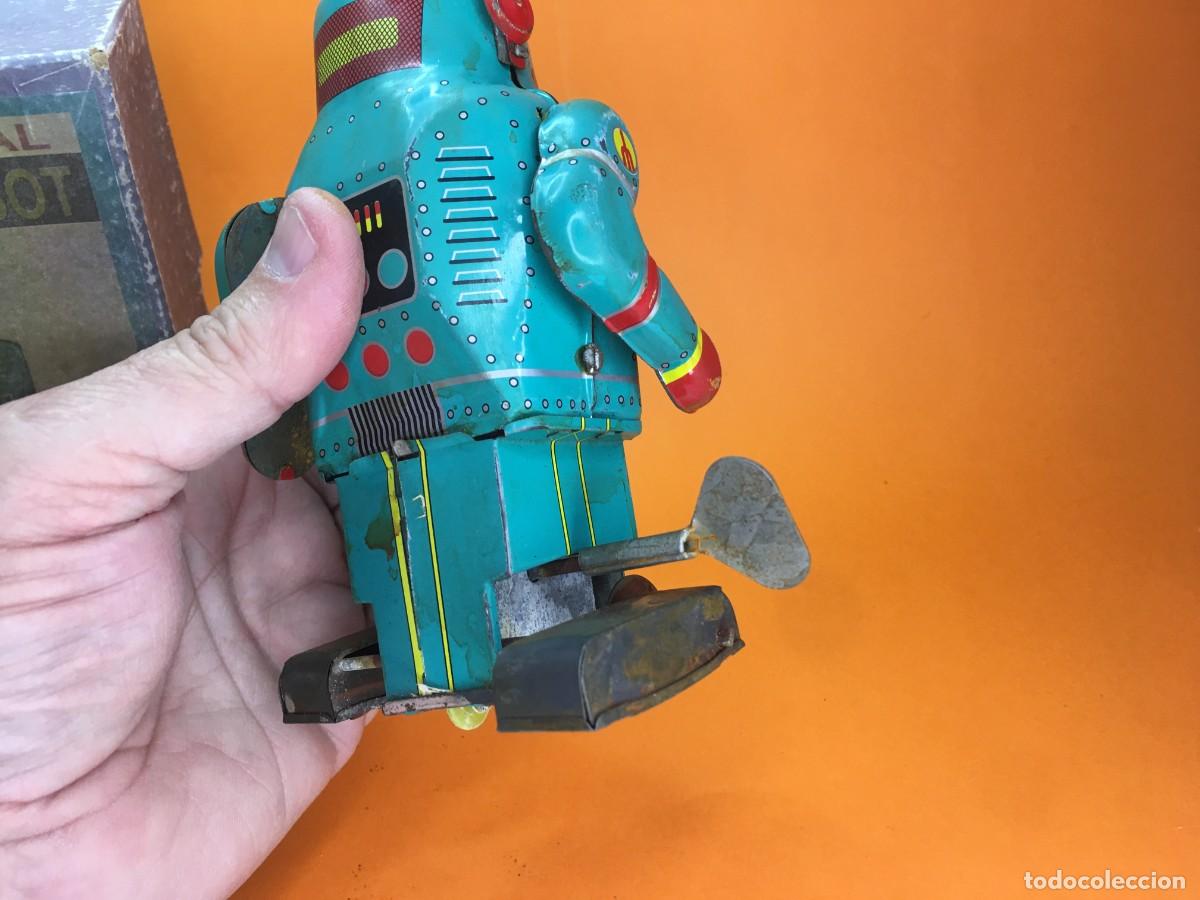 Juguetes antiguos de hojalata: ROBOT DE HOJALATA MECHANICAL MIGHTY ROBOT - Foto 5
