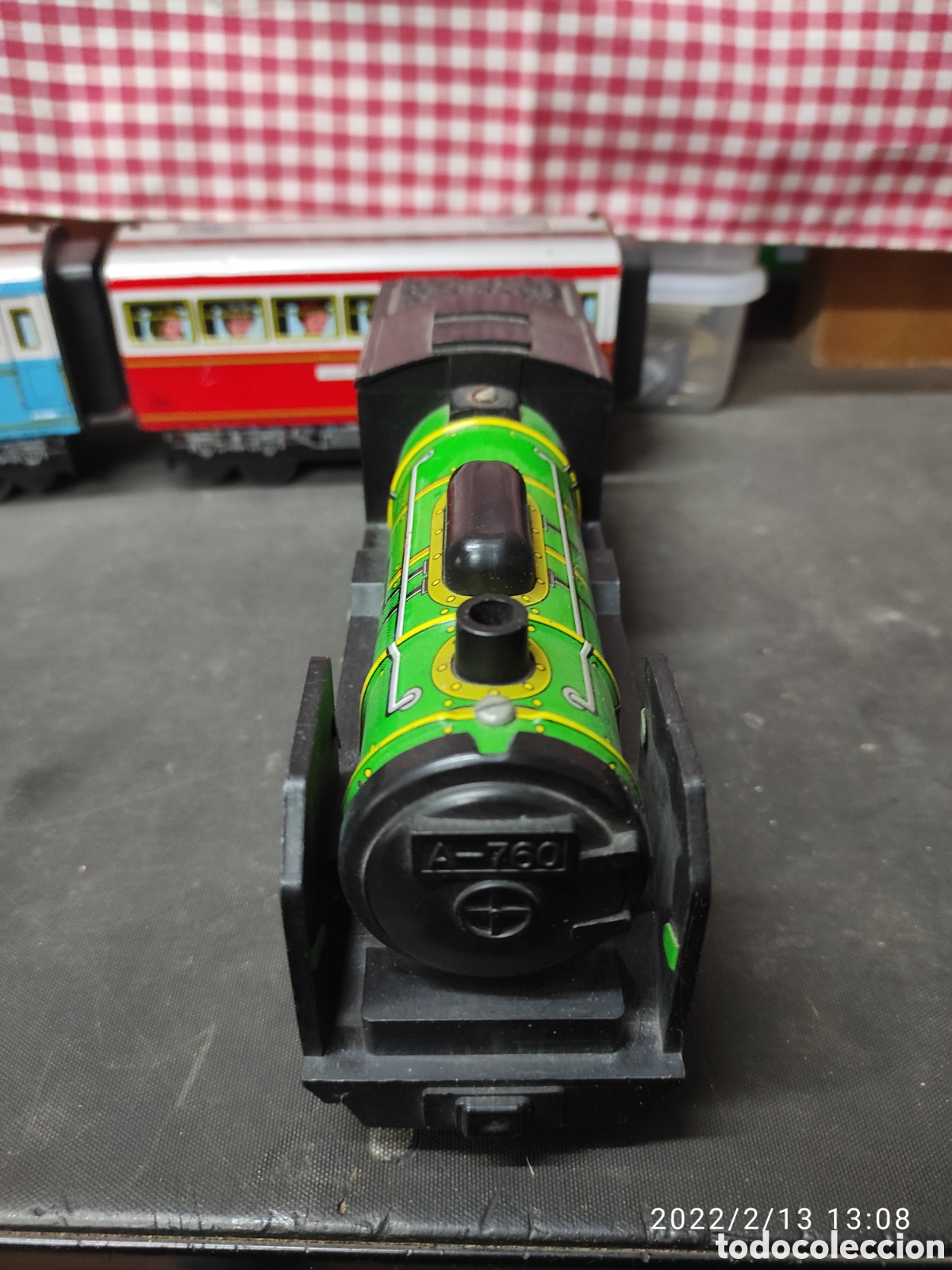 Juguetes antiguos de hojalata: TREN DE HOJALATA Y PL&Aacute;STICO - Foto 3