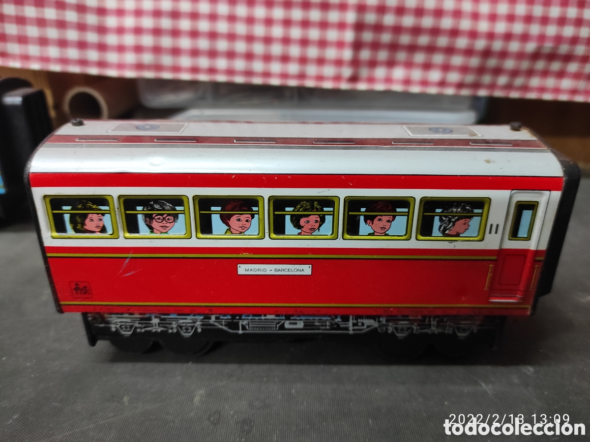 Juguetes antiguos de hojalata: TREN DE HOJALATA Y PL&Aacute;STICO - Foto 8