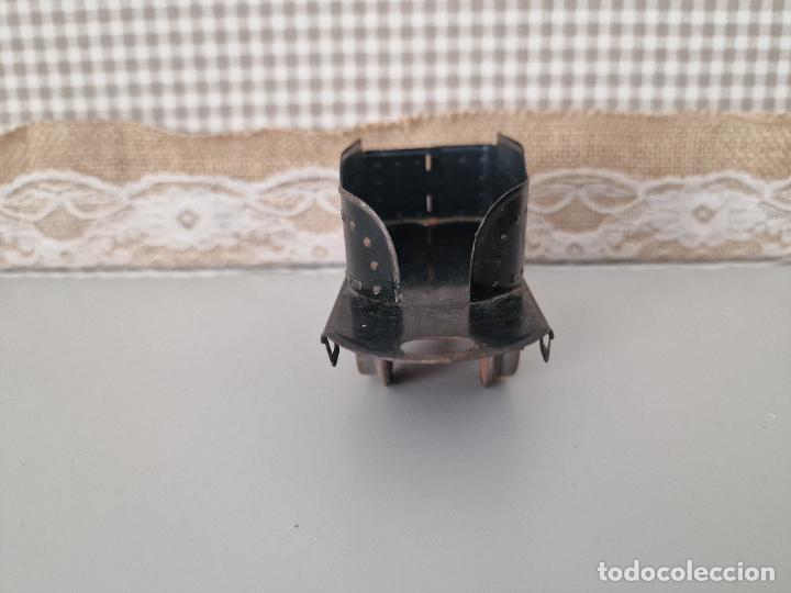 Juguetes antiguos de hojalata: ANTIGUO TENDER DE HOJALATA - Foto 4