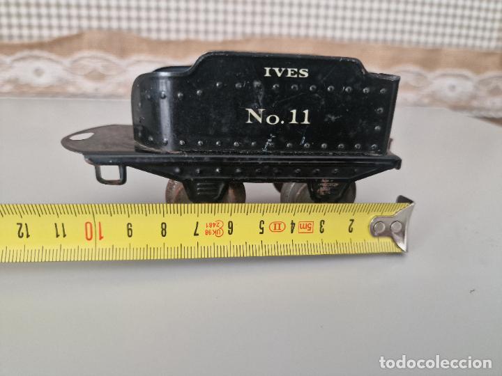 Juguetes antiguos de hojalata: ANTIGUO TENDER DE HOJALATA - Foto 7