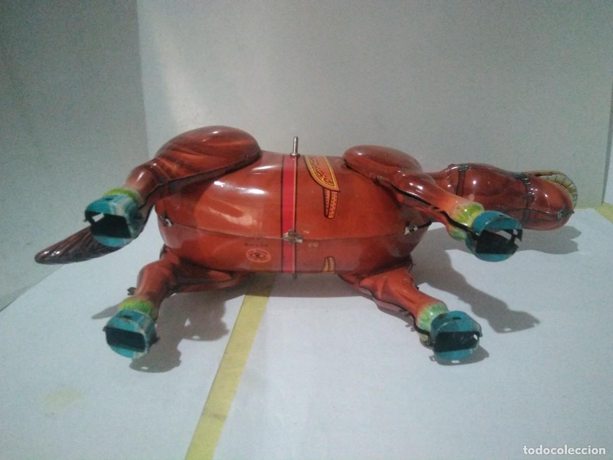 Juguetes antiguos de hojalata: Antiguo caballo de hojalata 26 cm ) - Foto 3