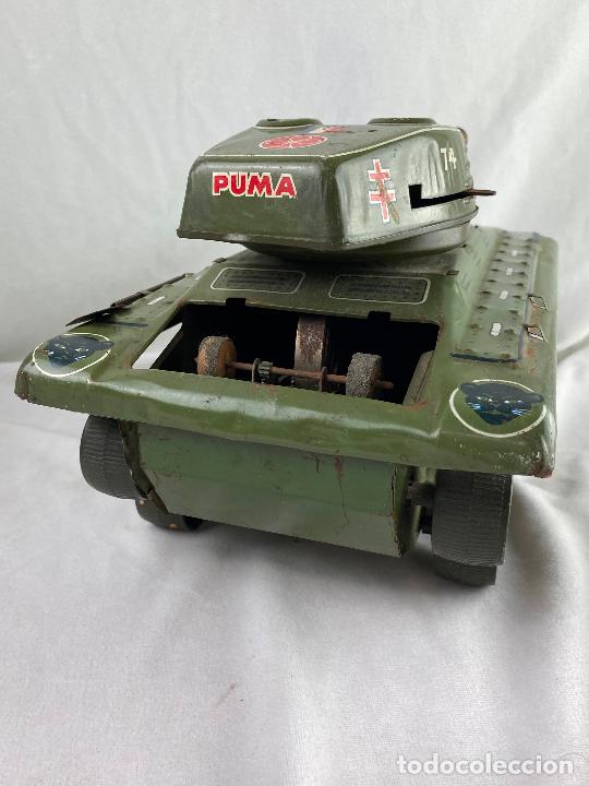 Juguetes antiguos de hojalata: TANQUE A CUERDA PUMA EN HOJALATA - Foto 6