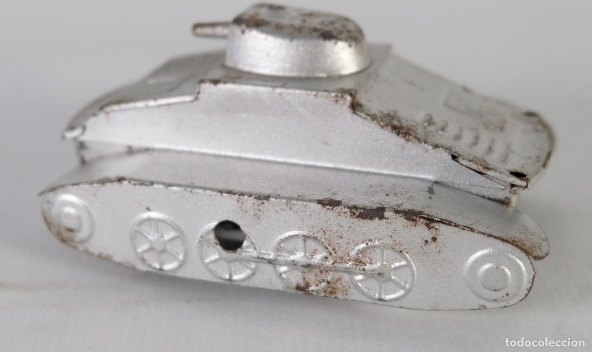 Juguetes antiguos de hojalata: Tanque de hojalata marca Rico - Foto 1