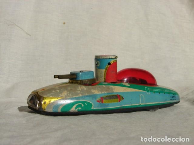 Juguetes antiguos de hojalata: FRICTION SPARKING SUBMARINE - MADE IN CHINA REF: 964 - Foto 3