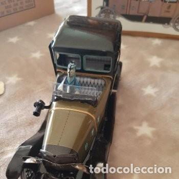 Juguetes antiguos de hojalata: COCHE DE &Eacute;POCA - Foto 2