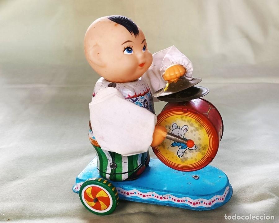 Juguetes antiguos de hojalata: MU&Ntilde;ECO TOCANDO EL TAMBOR Y LOS PLATOS. - Foto 1