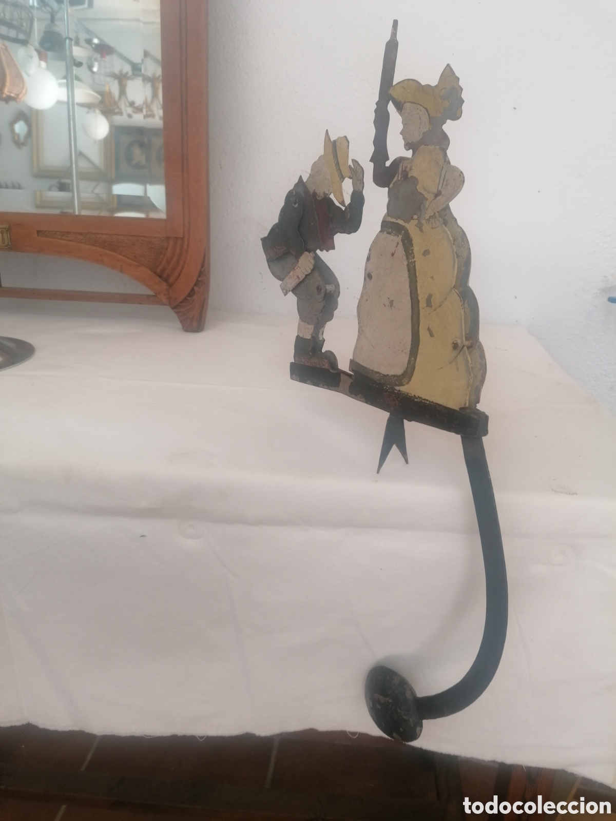 Juguetes antiguos de hojalata: Juguete de p&eacute;ndulo vintage - Foto 2