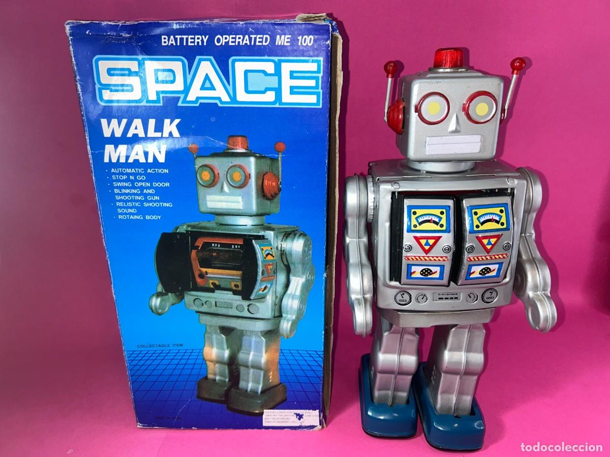 Juguetes antiguos de hojalata: ROBOT SPACE WALK MAN - FUNCIONA - VER VIDEO - Foto 1