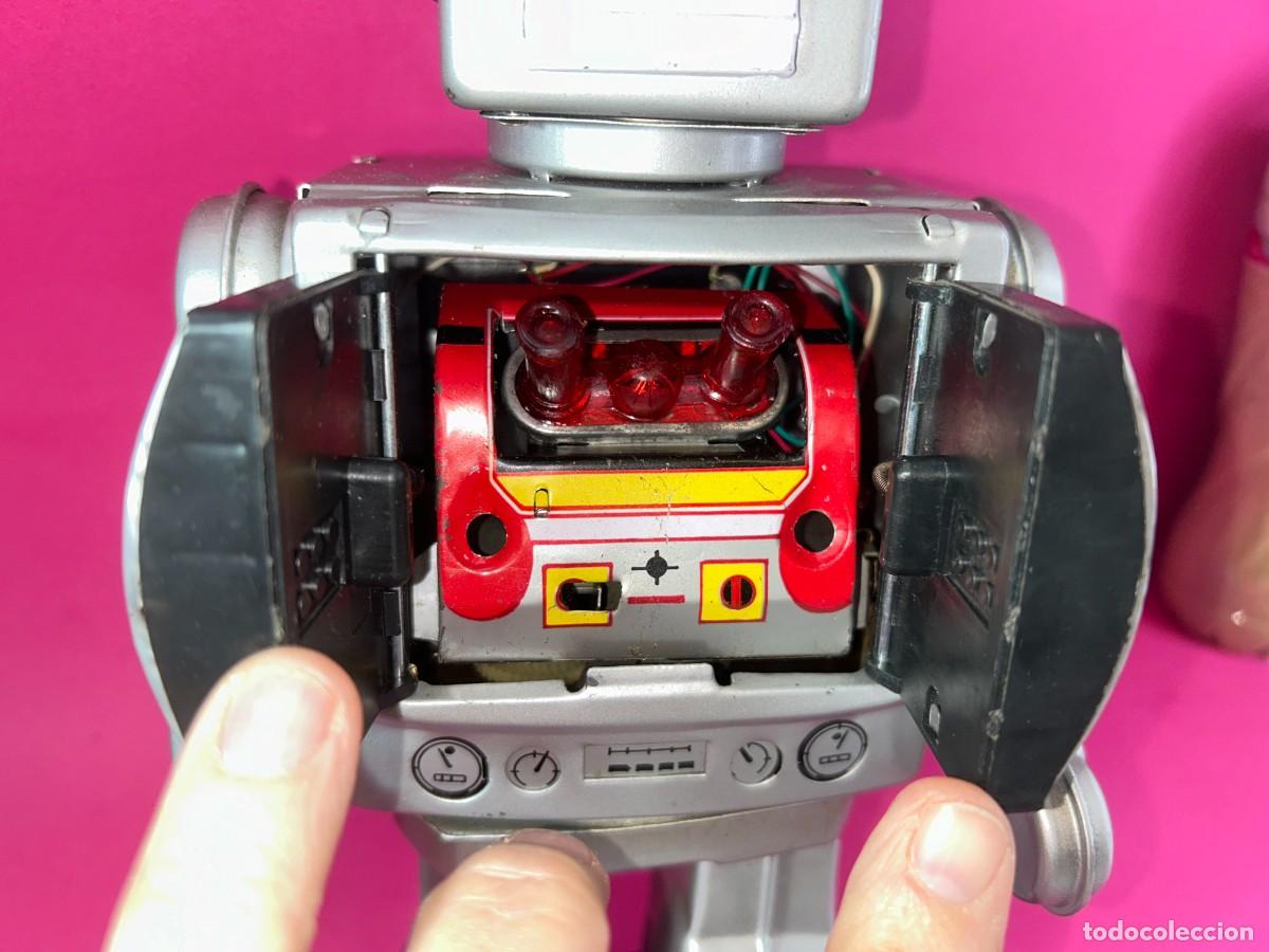 Juguetes antiguos de hojalata: ROBOT SPACE WALK MAN - FUNCIONA - VER VIDEO - Foto 3