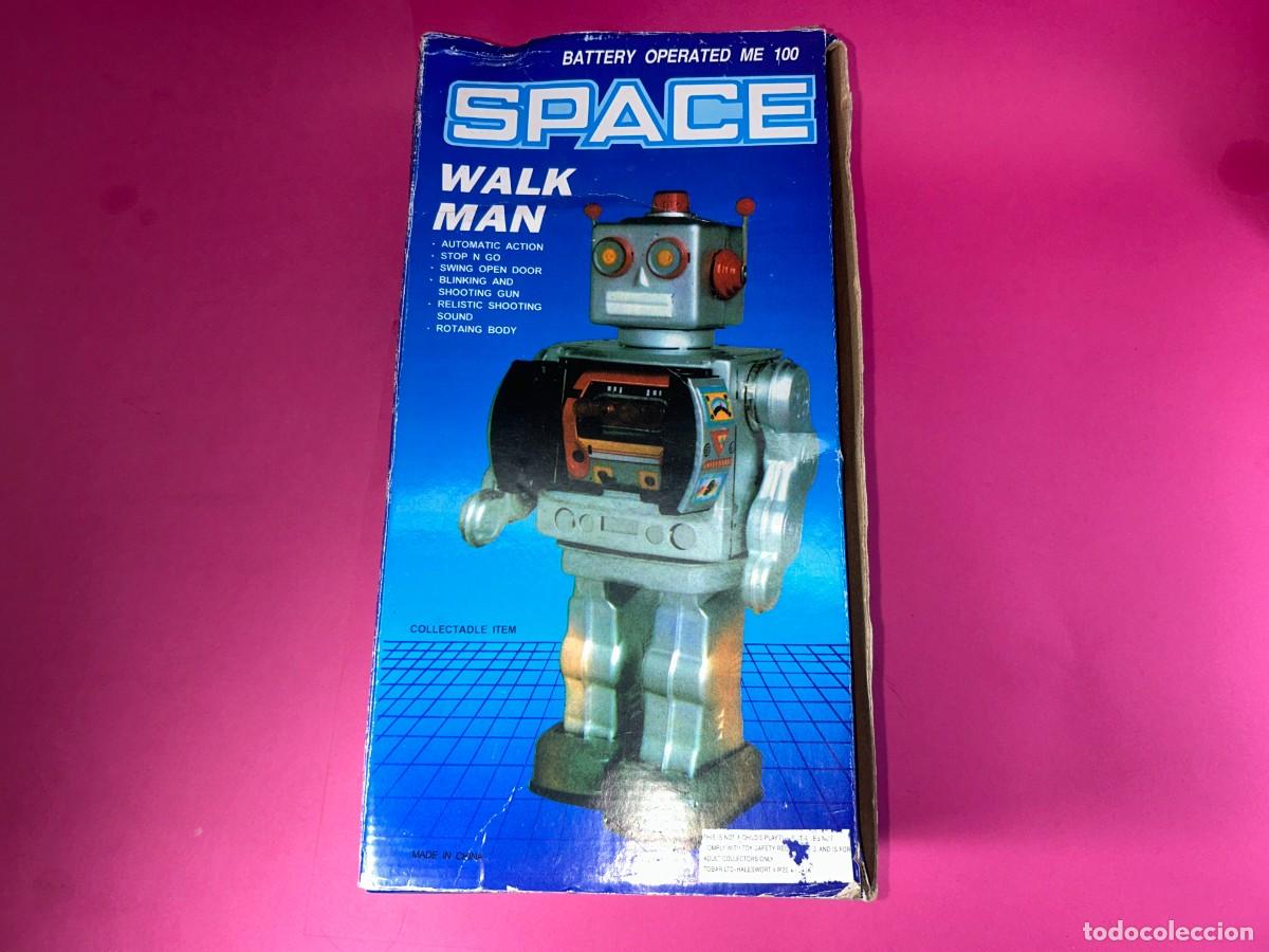 Juguetes antiguos de hojalata: ROBOT SPACE WALK MAN - FUNCIONA - VER VIDEO - Foto 8