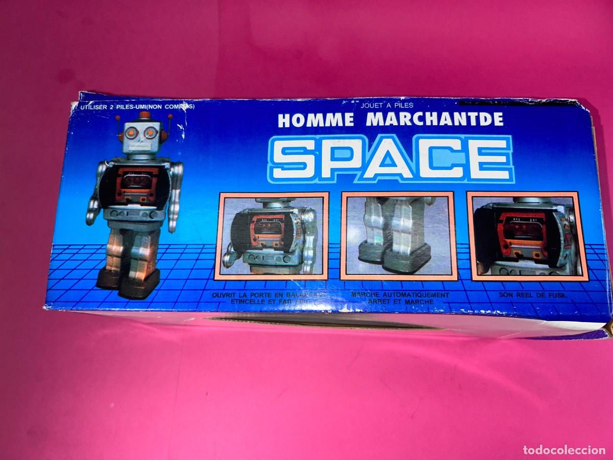 Juguetes antiguos de hojalata: ROBOT SPACE WALK MAN - FUNCIONA - VER VIDEO - Foto 9