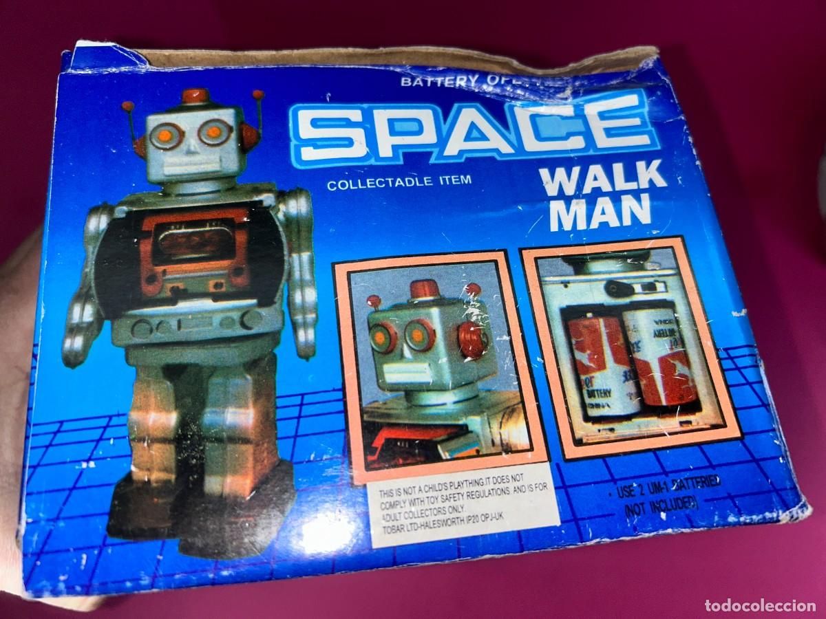 Juguetes antiguos de hojalata: ROBOT SPACE WALK MAN - FUNCIONA - VER VIDEO - Foto 10