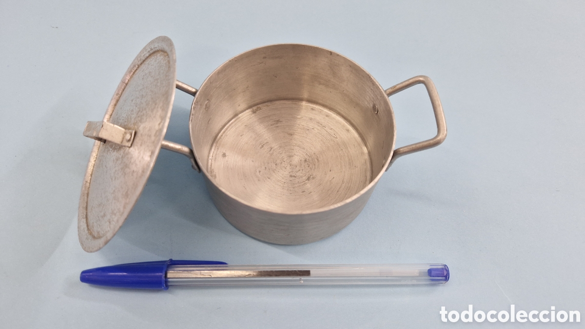Juguetes antiguos de hojalata: Olla de juguete - Foto 2