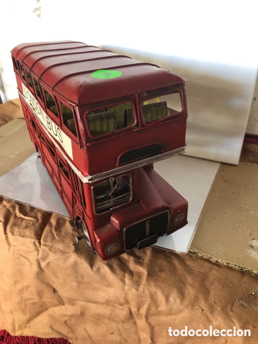 Juguetes antiguos de hojalata: Autobus londinense de chapa - Foto 2