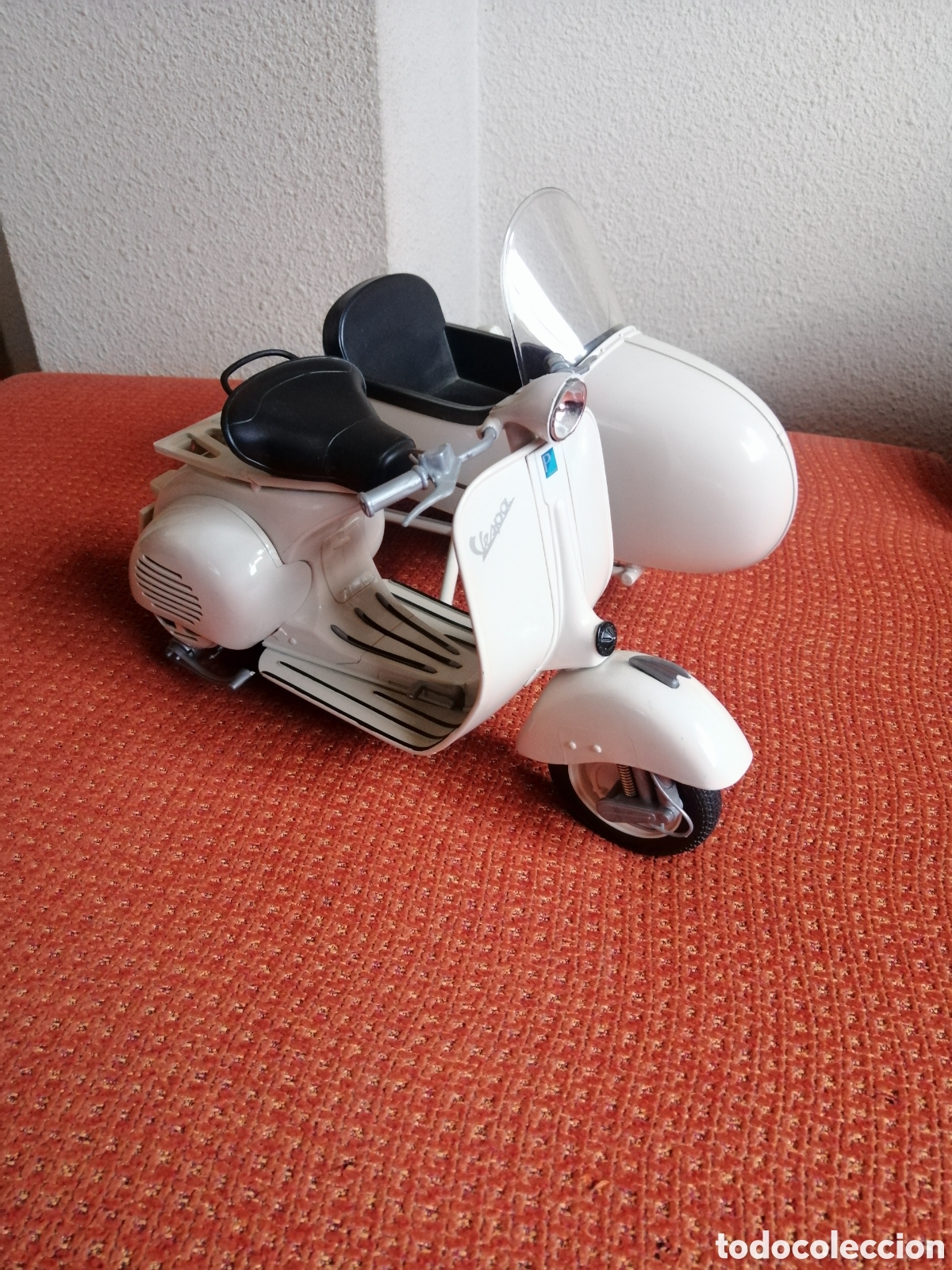 Juguetes antiguos de hojalata: MOTO VESPA CON SIDECAR - Foto 2