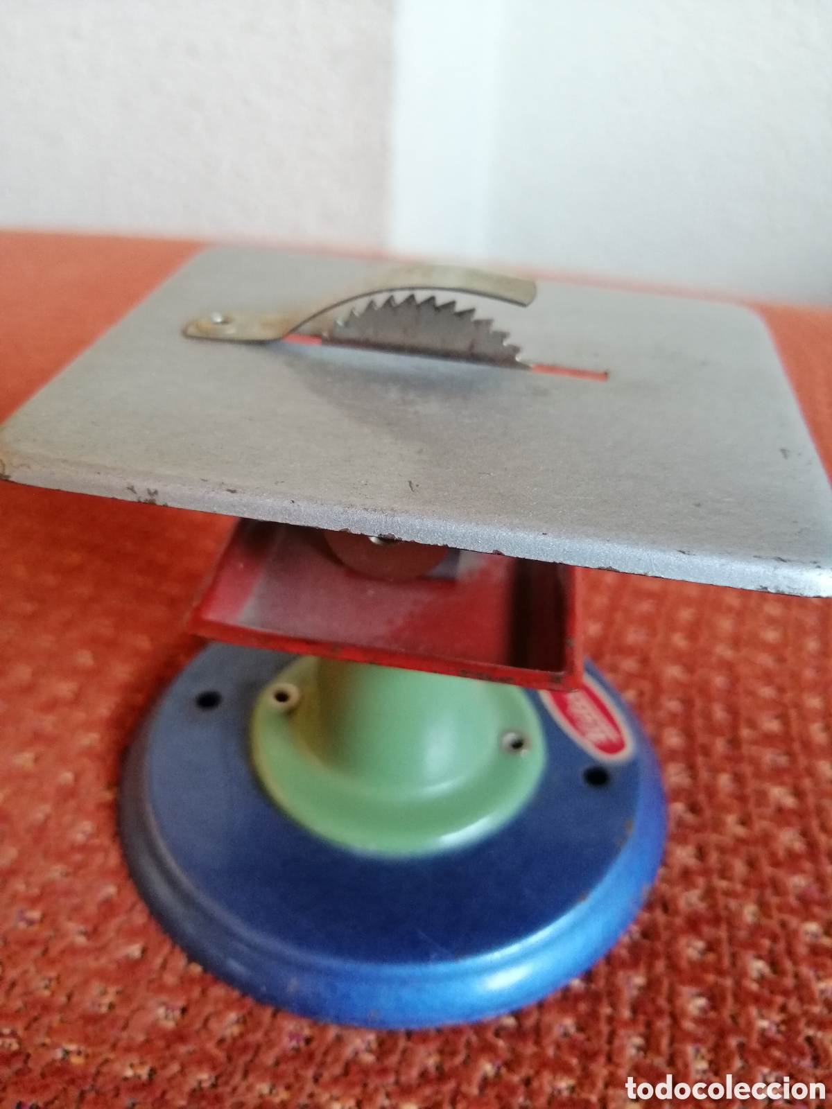 Juguetes antiguos de hojalata: M&Aacute;QUINA DE CORTAR - Foto 2