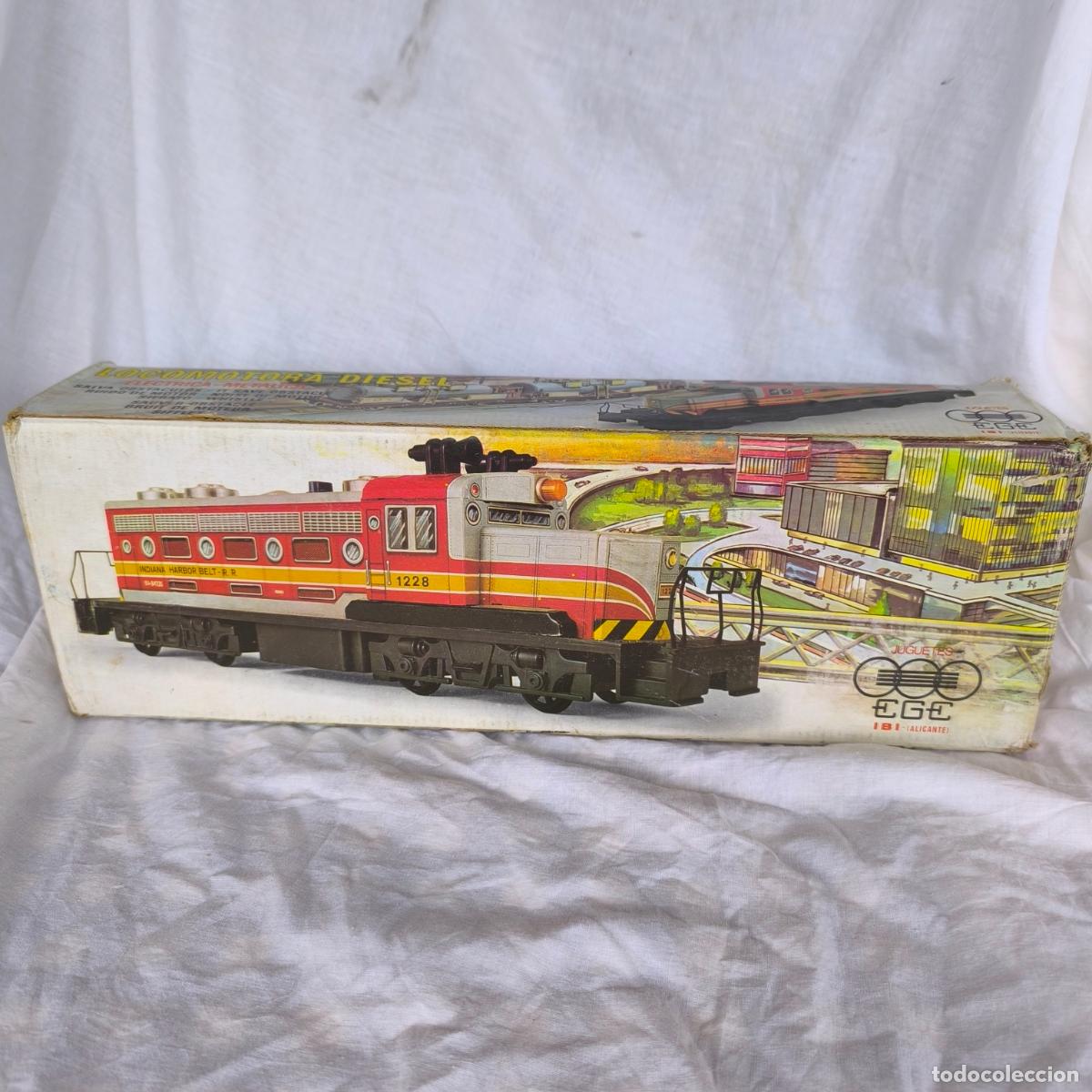 Juguetes antiguos de hojalata: LOCOMOTORA DIESEL DE EGE REF 92 FUNCIONANDO CON CAJA - Foto 3