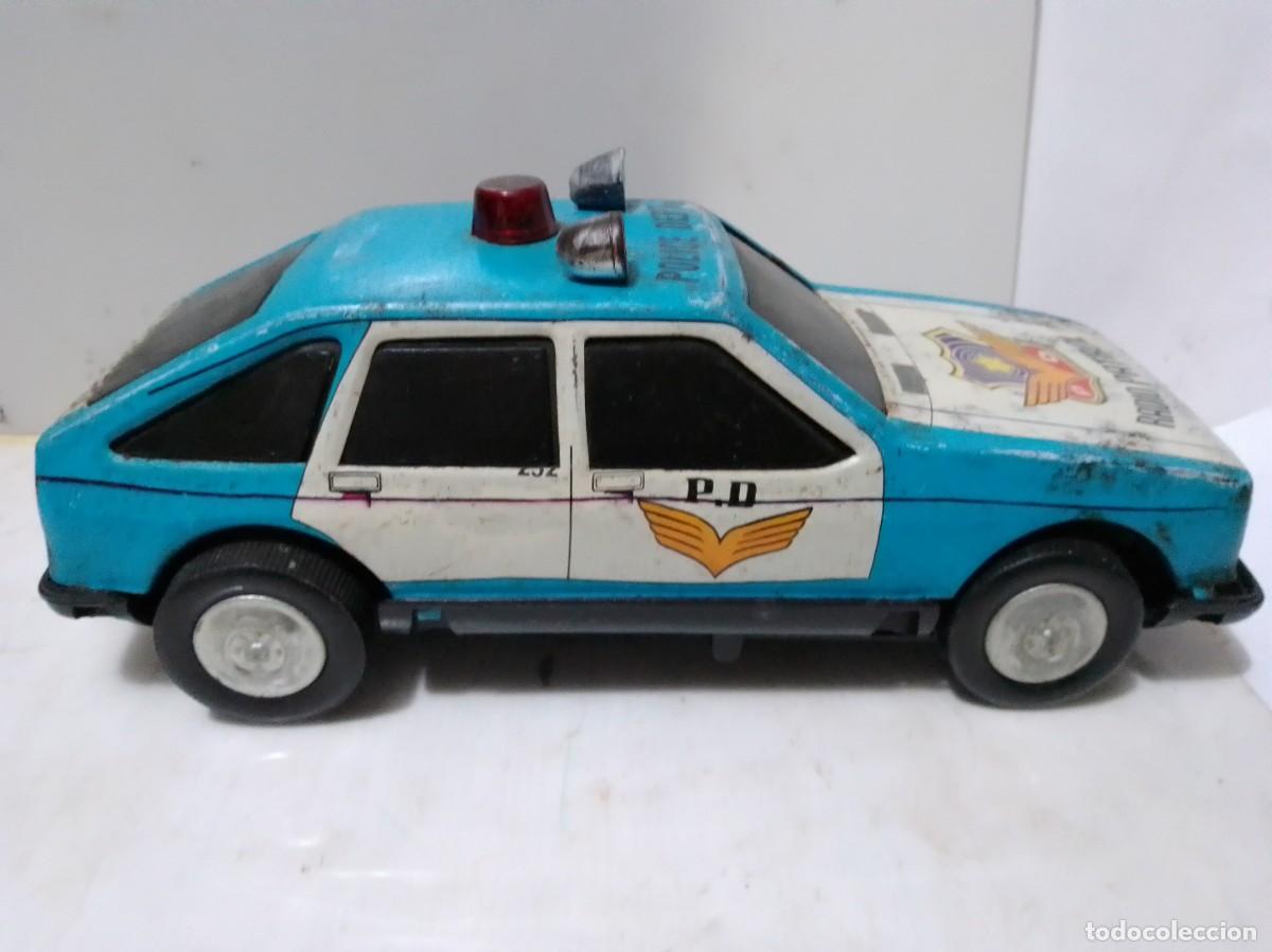 Juguetes antiguos de hojalata: Coche de policia funcinando - Foto 3
