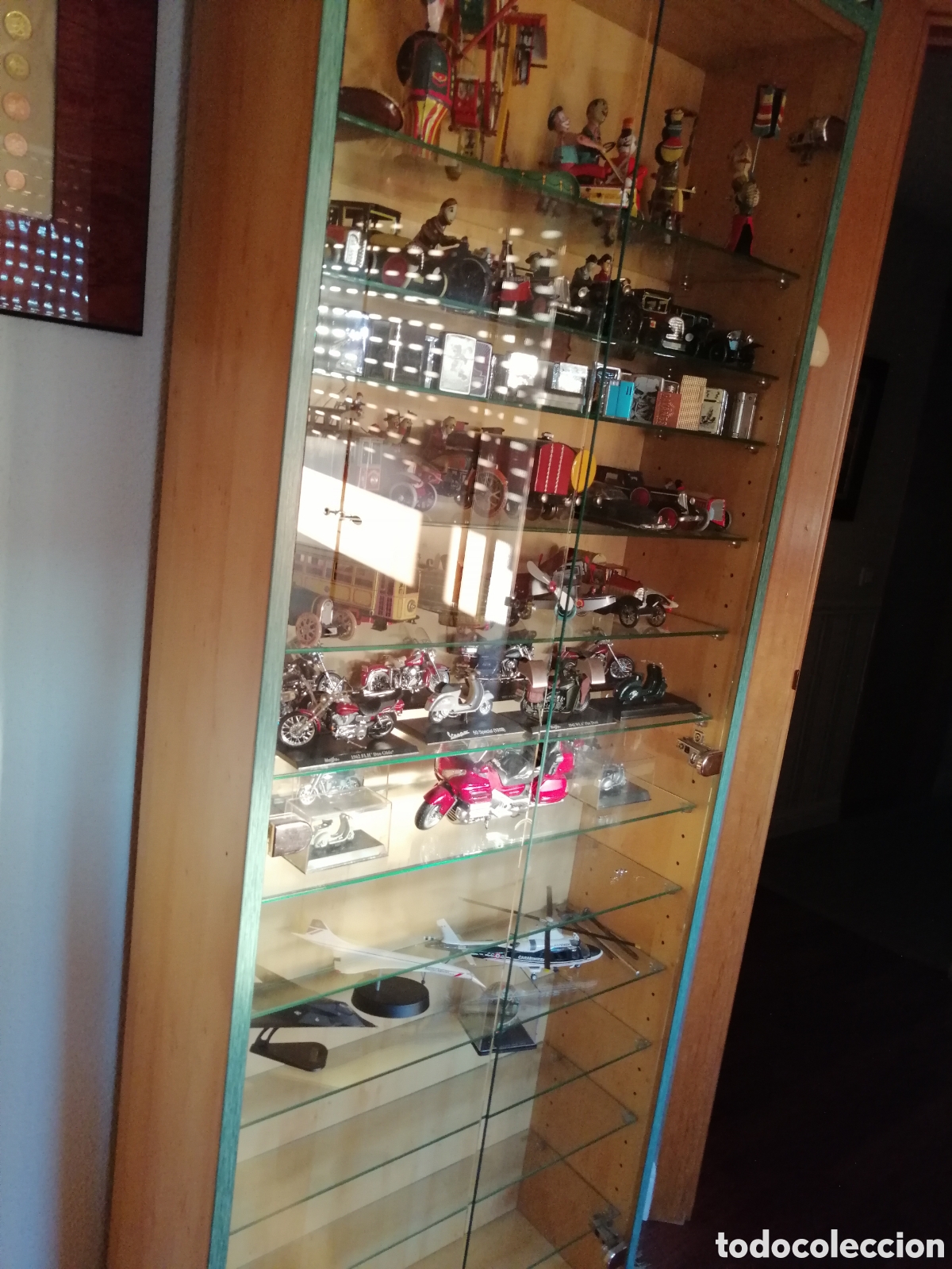 Juguetes antiguos de hojalata: MUEBLE PARA COLECCIONES - Foto 6