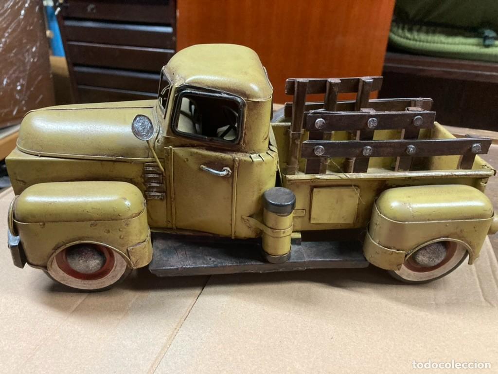 Juguetes antiguos de hojalata: CAMION DE CARGA VARIADA.-DE CHAPA - Foto 1