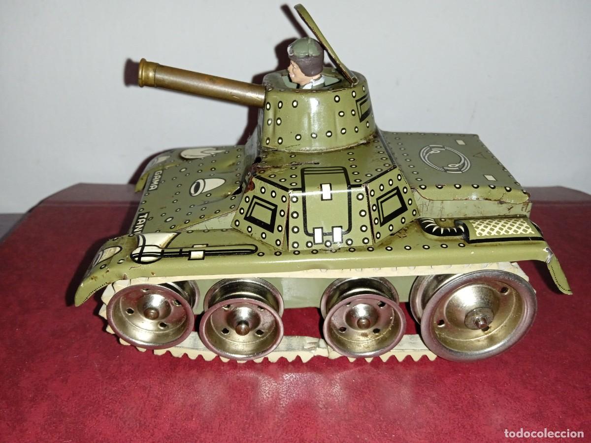 Juguetes antiguos de hojalata: TANQUE de HOJALATA, GAMA. - Foto 3
