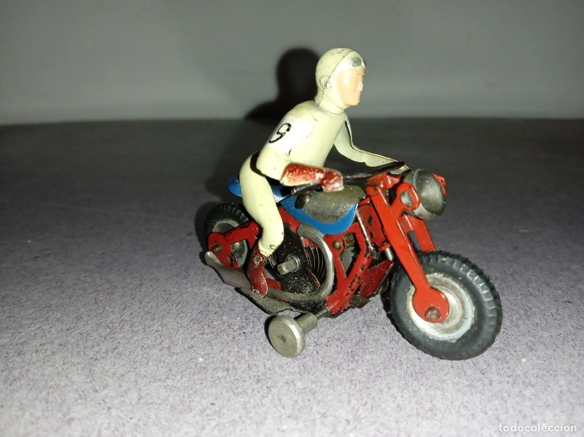 Juguetes antiguos de hojalata: MOTO Pulga , de PAYA. - Foto 2